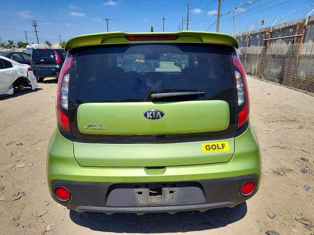 67662456 :رقم المزاد ، KNDJN2A23H7882575 vin ، 2017 Kia Soul مزاد بيع