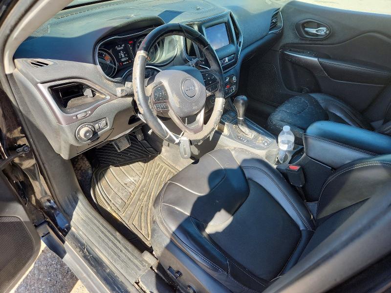 69016236 :رقم المزاد ، 1C4PJLLB4KD370745 vin ، 2019 Jeep Cherokee مزاد بيع