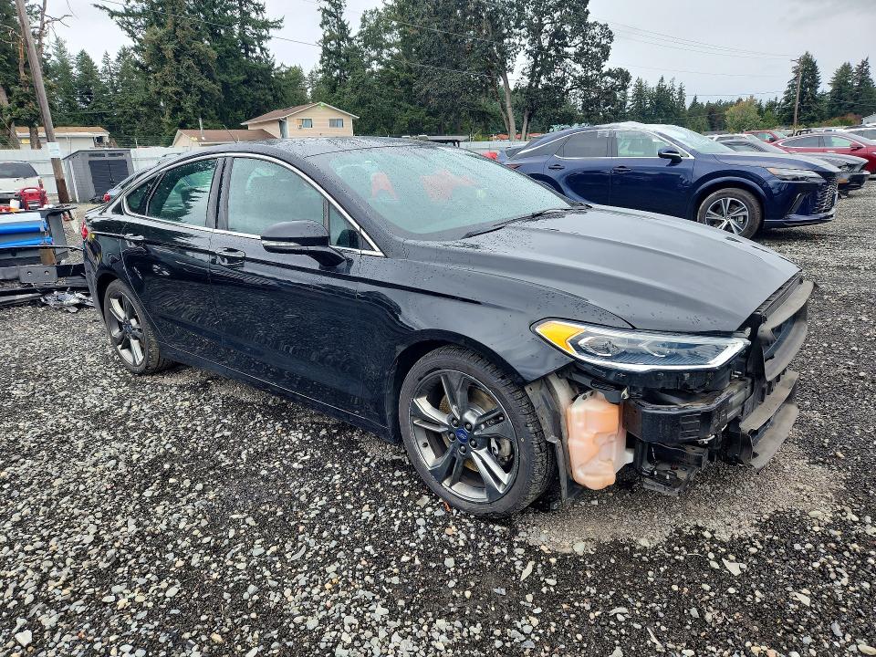 2018 Ford Fusion მანქანა იყიდება აუქციონზე, vin: 3FA6P0VP6JR111400, აუქციონის ნომერი: 70860396