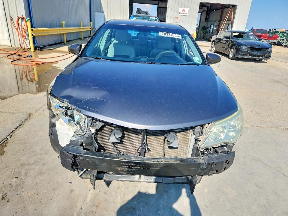 2014 Toyota Camry მანქანა იყიდება აუქციონზე, vin: 4T4BF1FK8ER434612, აუქციონის ნომერი: 70174006