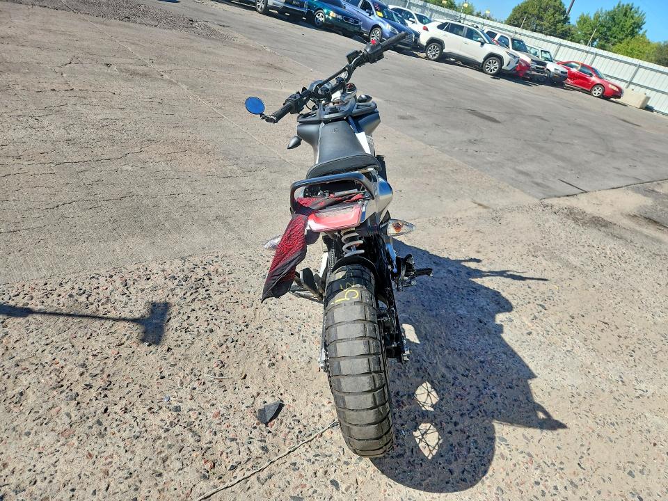 68003726 :رقم المزاد ، MD2JUJ407MC201241 vin ، 2021 Husqvarna Vitpilen 401/svartpilen 401 مزاد بيع