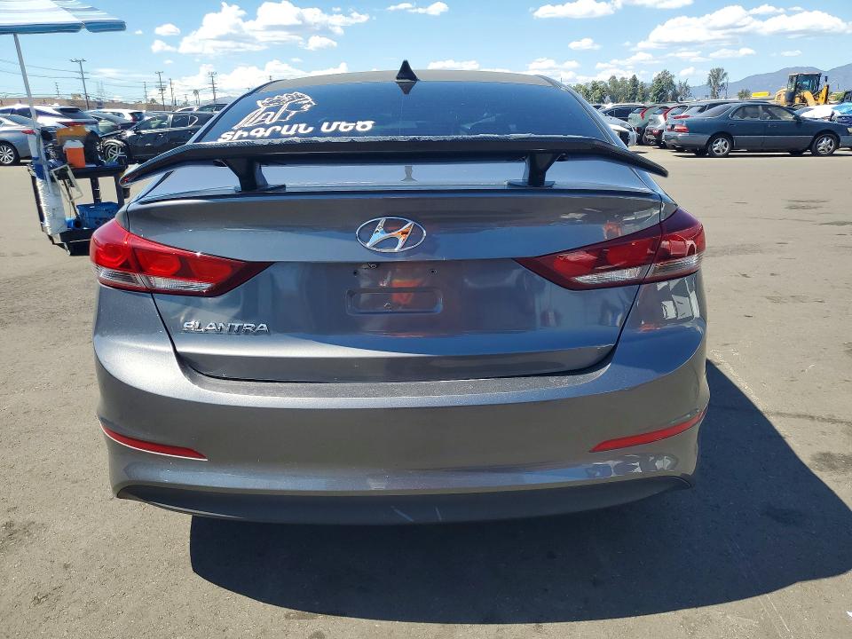 2018 Hyundai Elantra მანქანა იყიდება აუქციონზე, vin: 5NPD84LF2JH281336, აუქციონის ნომერი: 68592126