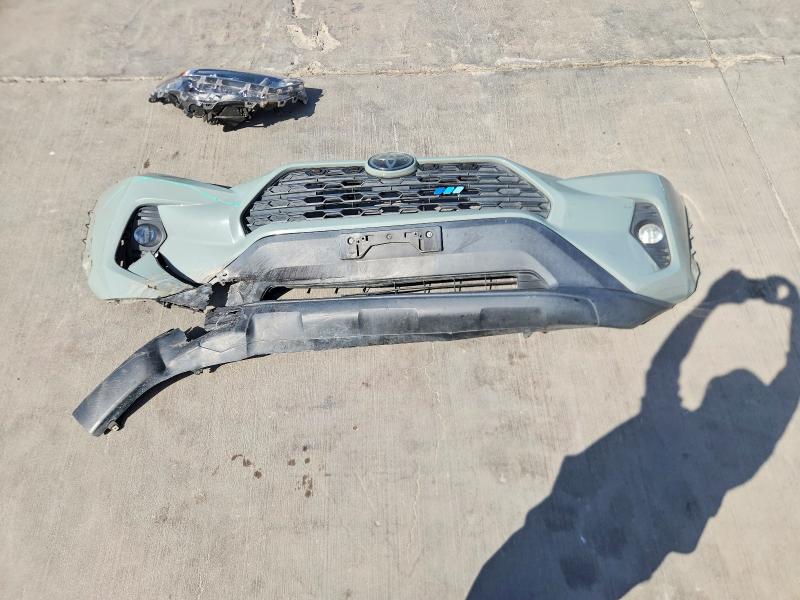 2020 Toyota Rav4 მანქანა იყიდება აუქციონზე, vin: 2T3C1RFV2LW076935, აუქციონის ნომერი: 68748076