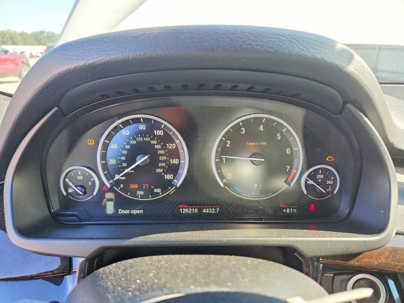 68040696 :رقم المزاد ، 5UXKT0C55J0W01993 vin ، 2018 Bmw X5 مزاد بيع