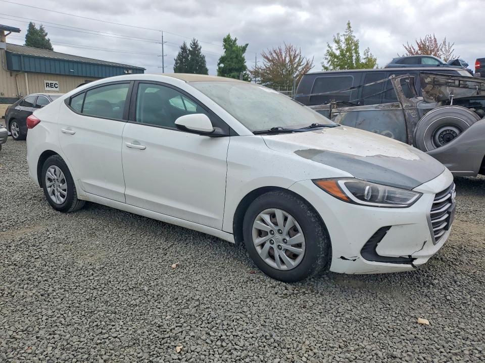 2017 Hyundai Elantra მანქანა იყიდება აუქციონზე, vin: 5NPD74LF5HH064053, აუქციონის ნომერი: 67549306