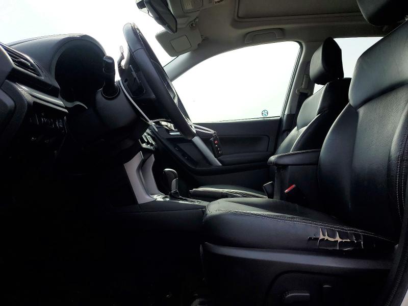 67420766 :رقم المزاد ، JF2SJCWC5FH823852 vin ، 2015 Subaru Forester مزاد بيع