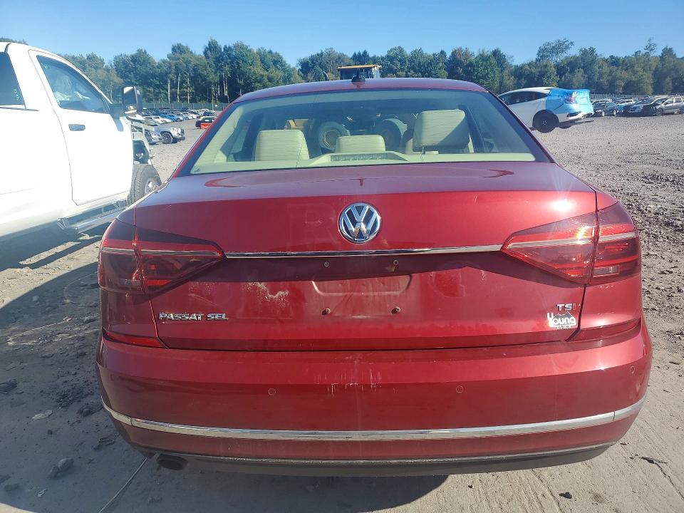 Продаж на аукціоні авто 2017 Volkswagen Passat, vin: 1VWCT7A36HC048132, номер лоту: 67721636