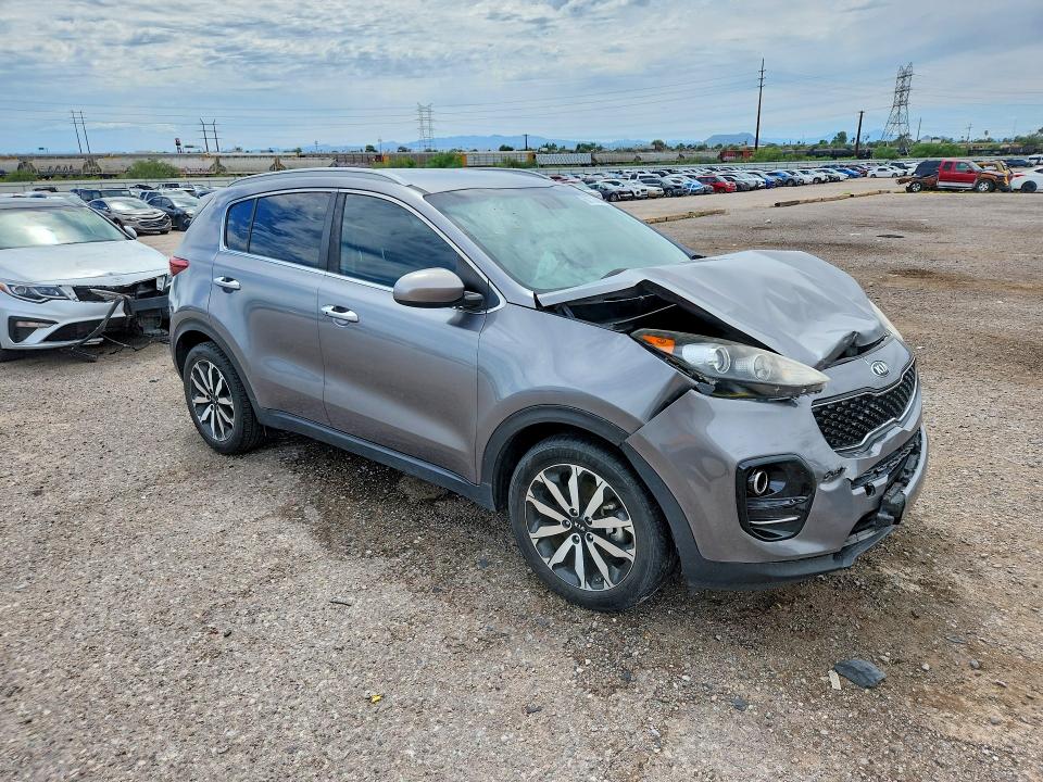 68716486 :رقم المزاد ، KNDPN3AC4H7113012 vin ، 2017 Kia Sportage مزاد بيع