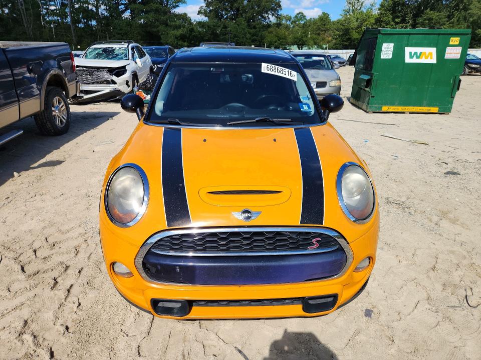 68868516 :رقم المزاد ، WMWXU3C56F2B56133 vin ، 2015 Mini Cooper مزاد بيع