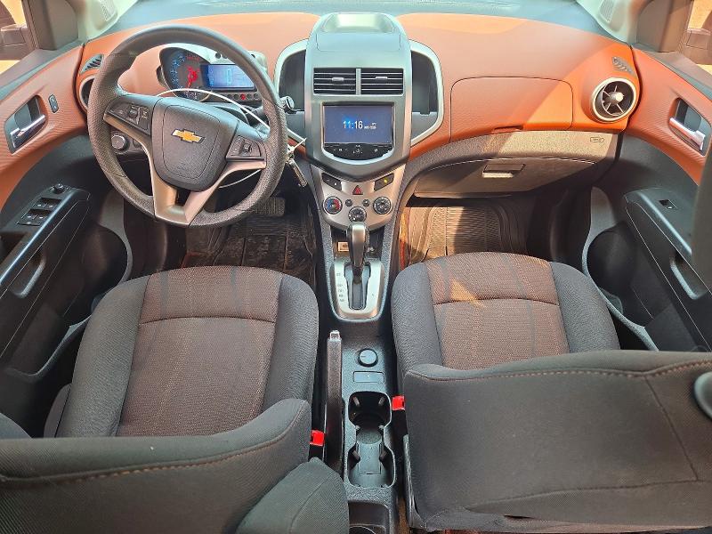 69871486 :رقم المزاد ، 1G1JC6SH1F4118120 vin ، 2015 Chevrolet Sonic مزاد بيع