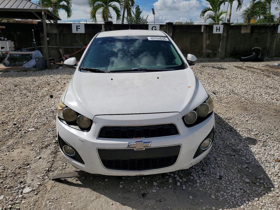 Продажа на аукционе авто 2015 Chevrolet Sonic, vin: 1G1JC5SH6F4180171, номер лота: 69704696
