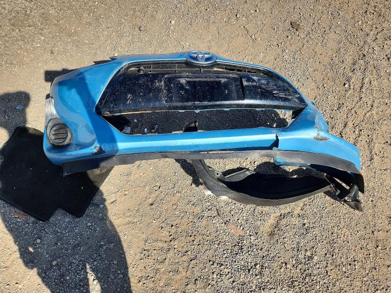 68329726 :رقم المزاد ، JTDKDTB36F1098038 vin ، 2015 Toyota Prius C مزاد بيع