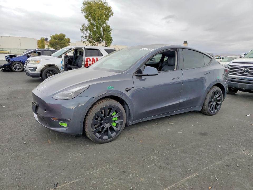 Продаж на аукціоні авто 2022 Tesla Model Y, vin: 7SAYGDEE9NF559374, номер лоту: 64202006
