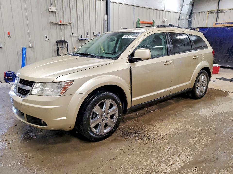 69320876 :رقم المزاد ، 3D4PG5FV0AT118731 vin ، 2010 Dodge Journey مزاد بيع