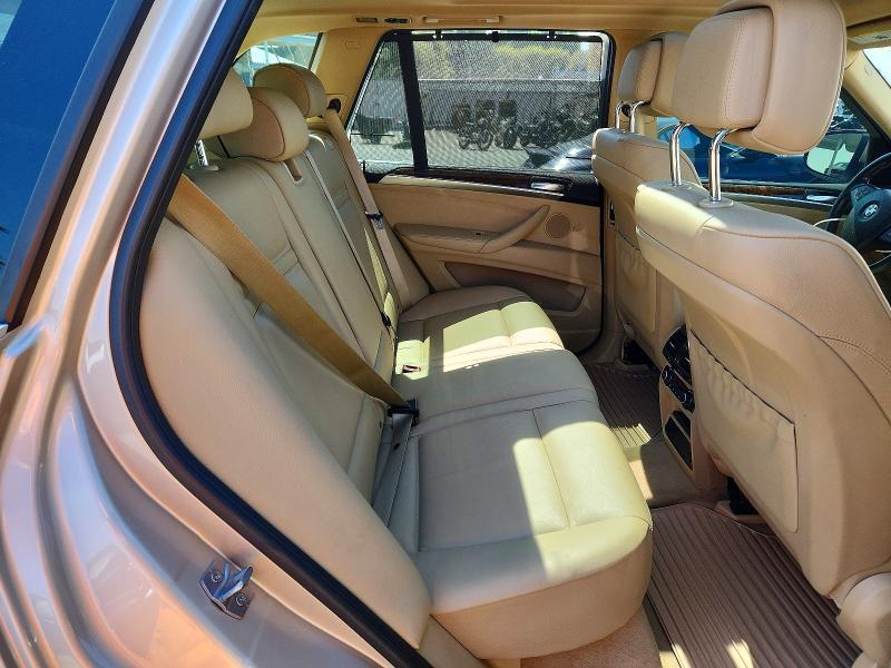 70697756 :رقم المزاد ، 5UXZV8C56D0C14951 vin ، 2013 Bmw X5 مزاد بيع