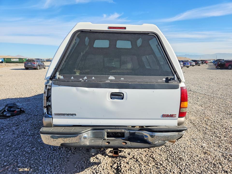 68273876 :رقم المزاد ، 2GTEK19T111305080 vin ، 2001 Gmc New Sierra مزاد بيع