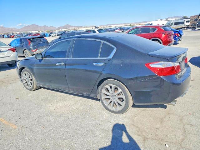 68693606 :رقم المزاد ، 1HGCR2F52FA239006 vin ، 2015 Honda Accord مزاد بيع