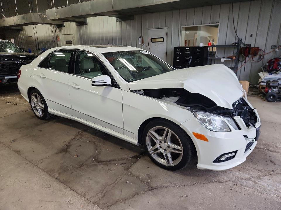 67405126 :رقم المزاد ، WDDHF8HB7BA383962 vin ، 2011 Mercedes-benz E مزاد بيع