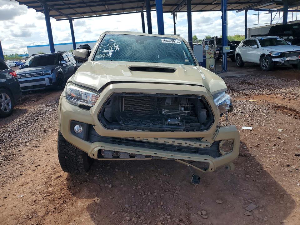68892076 :رقم المزاد ، 3TMAZ5CN8KM111698 vin ، 2019 Toyota Tacoma مزاد بيع
