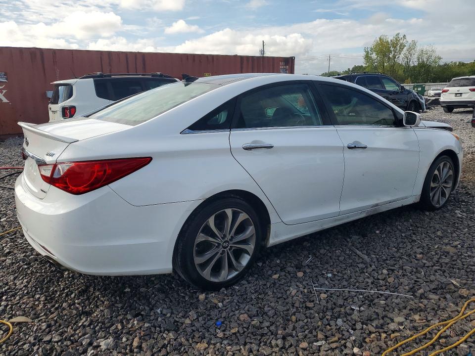 68786626 :رقم المزاد ، 5NPEC4AB1DH681735 vin ، 2013 Hyundai Sonata مزاد بيع