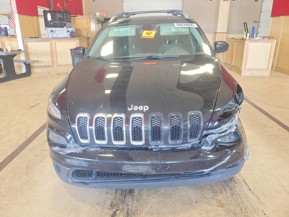 2017 Jeep Cherokee მანქანა იყიდება აუქციონზე, vin: 1C4PJMCB8HW600628, აუქციონის ნომერი: 68252176