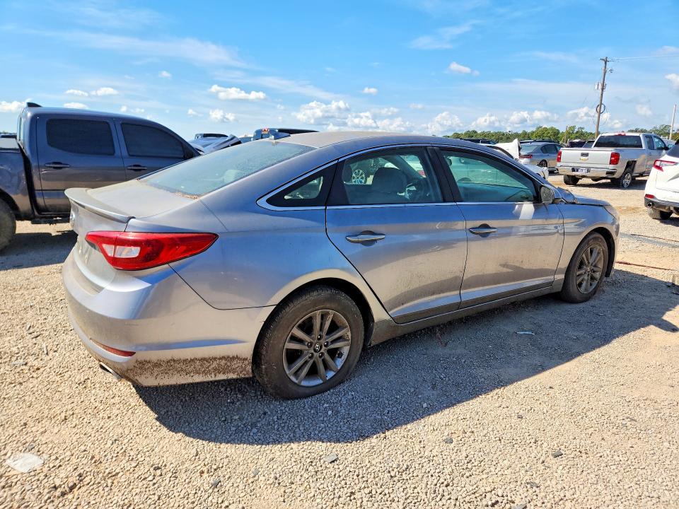 70692306 :رقم المزاد ، 5NPE24AF9FH122264 vin ، 2015 Hyundai Sonata مزاد بيع