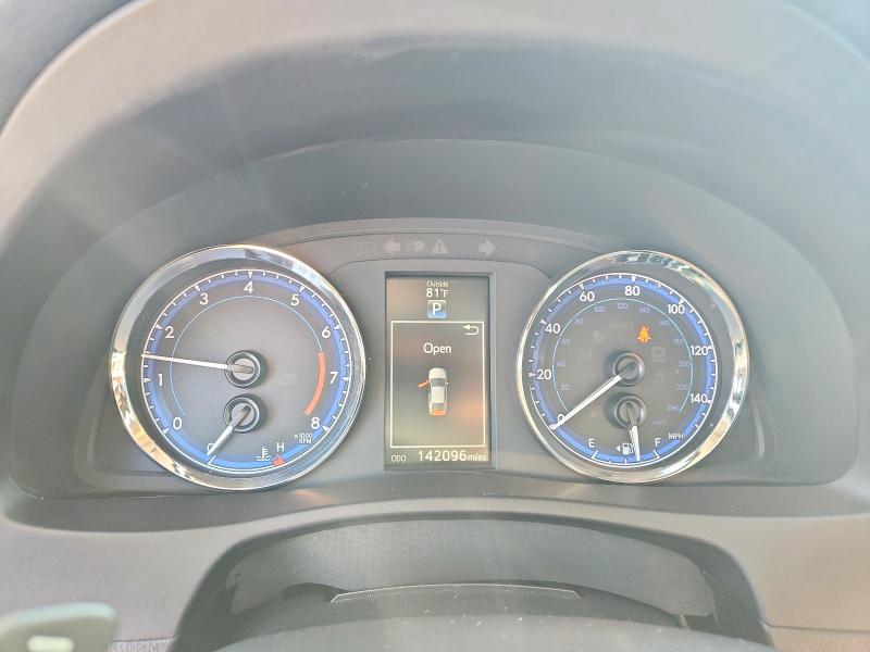 Продажа на аукционе авто 2018 Toyota Corolla, vin: 5YFBURHE0JP761636, номер лота: 69159136
