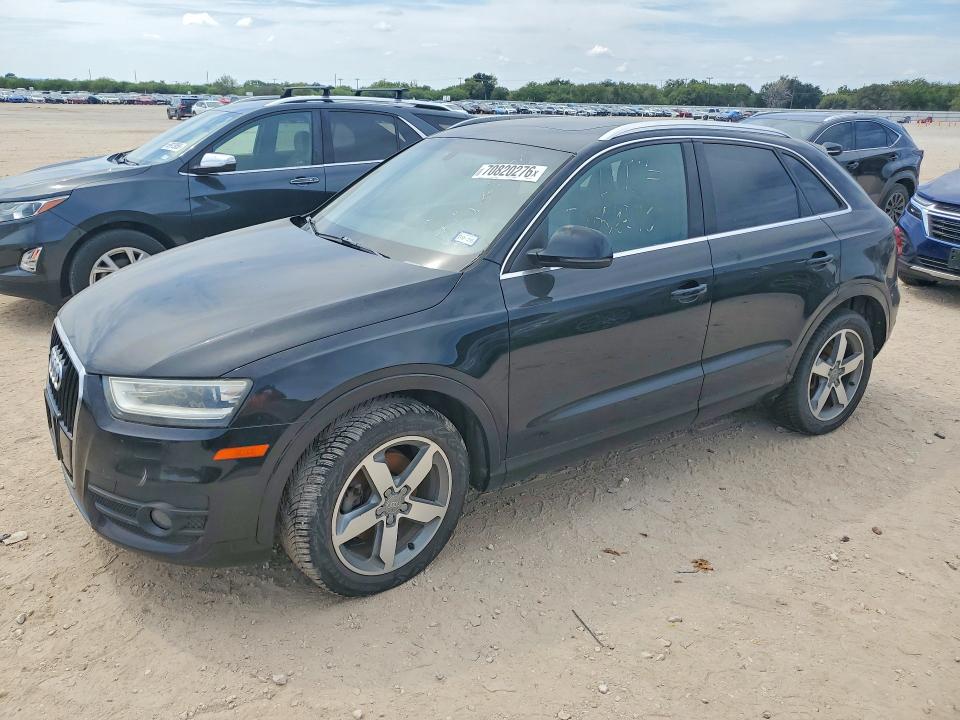 2015 Audi Q3 მანქანა იყიდება აუქციონზე, vin: WA1EFCFS1FR011618, აუქციონის ნომერი: 70820276