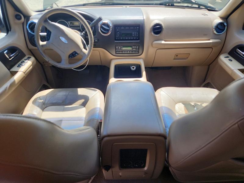 2005 Ford Expedition მანქანა იყიდება აუქციონზე, vin: 1FMFU17585LB14271, აუქციონის ნომერი: 70042636