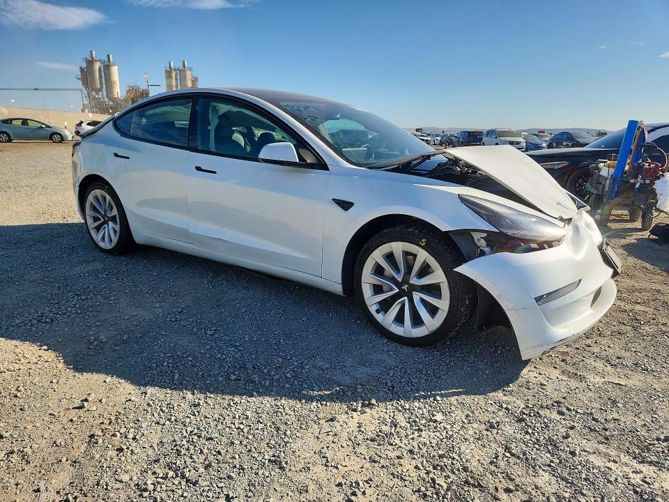 67933796 :رقم المزاد ، 5YJ3E1EA1NF144607 vin ، 2022 Tesla Model 3 مزاد بيع