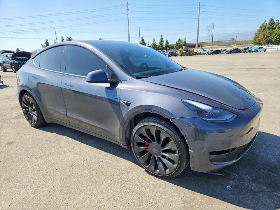 2022 Tesla Model Y მანქანა იყიდება აუქციონზე, vin: 7SAYGDEF8NF439512, აუქციონის ნომერი: 69395136