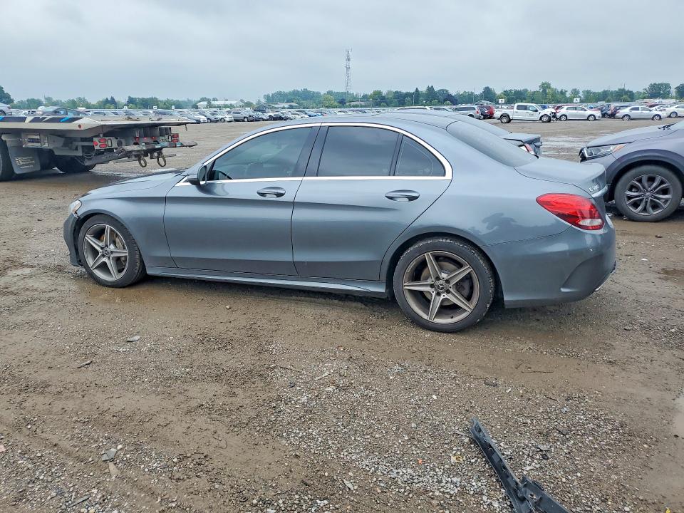 2017 Mercedes-benz C მანქანა იყიდება აუქციონზე, vin: 55SWF4KB5HU226335, აუქციონის ნომერი: 67667696