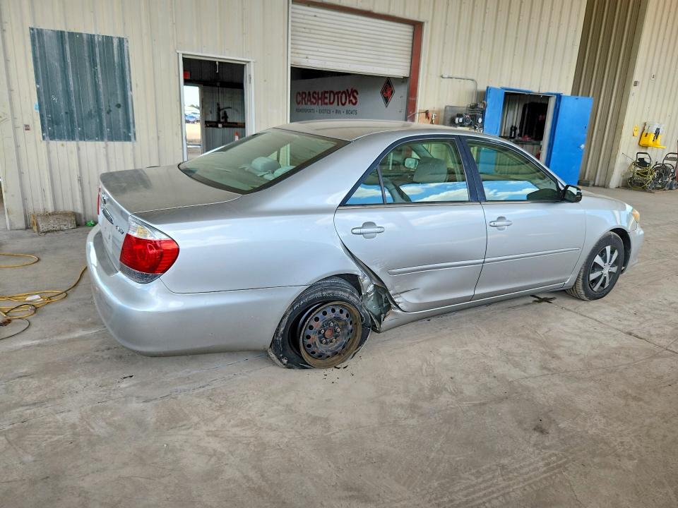 70434466 :رقم المزاد ، 4T1BE32K26U737126 vin ، 2006 Toyota Camry مزاد بيع