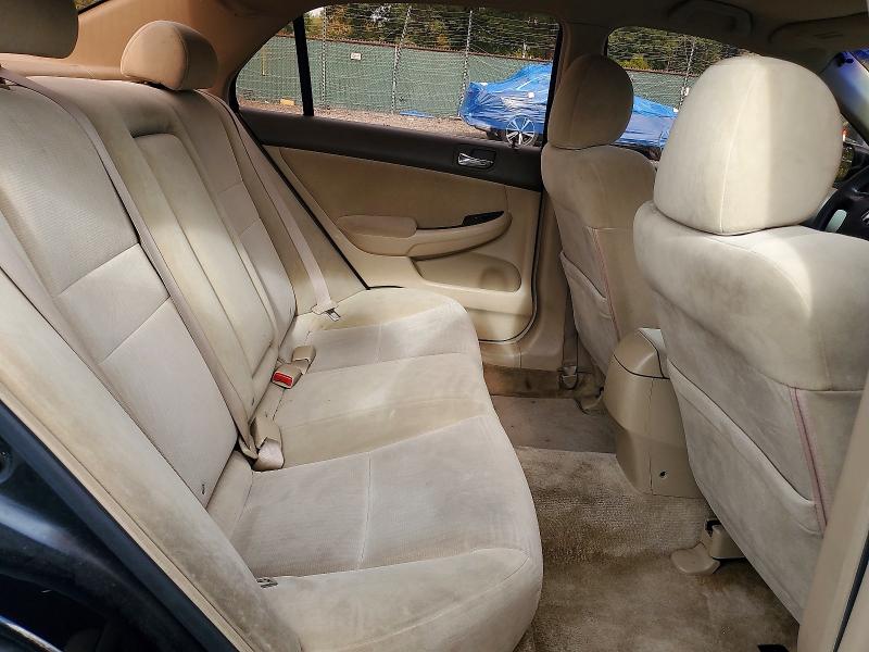 70450766 :رقم المزاد ، 1HGCM56334A015402 vin ، 2004 Honda Accord مزاد بيع