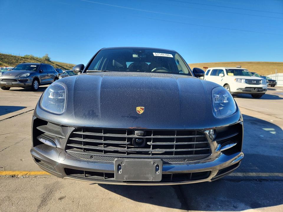 2020 Porsche Macan მანქანა იყიდება აუქციონზე, vin: WP1AA2A5XLLB07825, აუქციონის ნომერი: 67148106