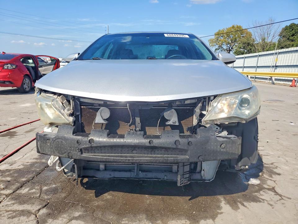 68849396 :رقم المزاد ، 4T4BF1FK6DR329288 vin ، 2013 Toyota Camry مزاد بيع