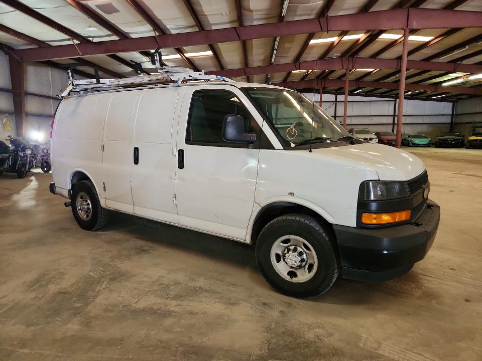69492986 :رقم المزاد ، 1GCWGAFP7L1258949 vin ، 2020 Chevrolet Express G2500 مزاد بيع