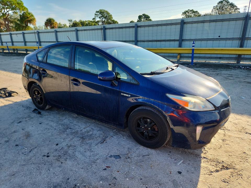 Продажа на аукционе авто 2015 Toyota Prius, vin: JTDKN3DU2F0442750, номер лота: 67329096