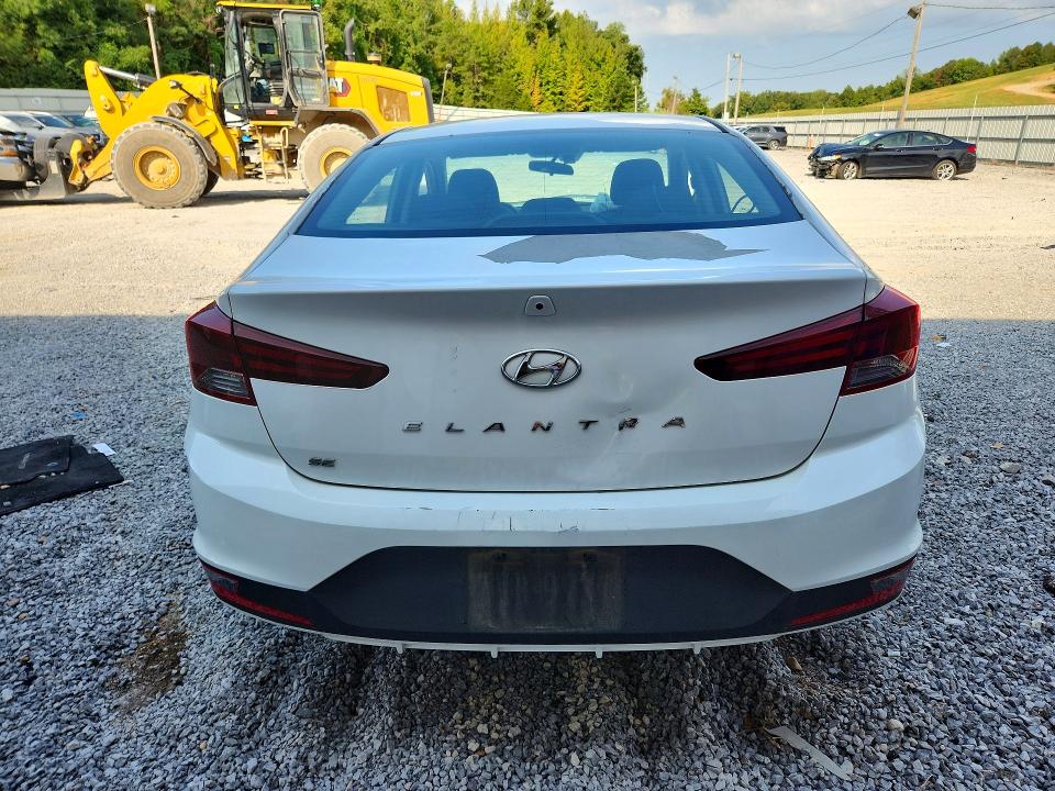 2020 Hyundai Elantra მანქანა იყიდება აუქციონზე, vin: 5NPD74LF4LH500626, აუქციონის ნომერი: 68196516