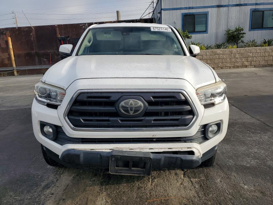 2018 Toyota Tacoma მანქანა იყიდება აუქციონზე, vin: 5TFRX5GN8JX122986, აუქციონის ნომერი: 67523146