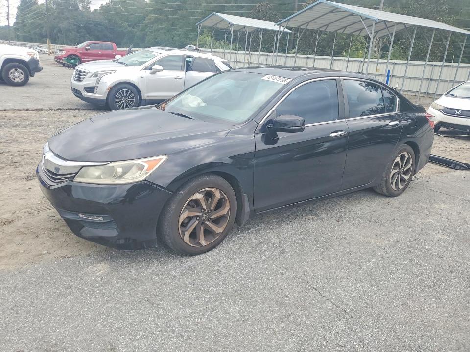 Продажа на аукционе авто 2016 Honda Accord, vin: 1HGCR2F7XGA160802, номер лота: 70167296