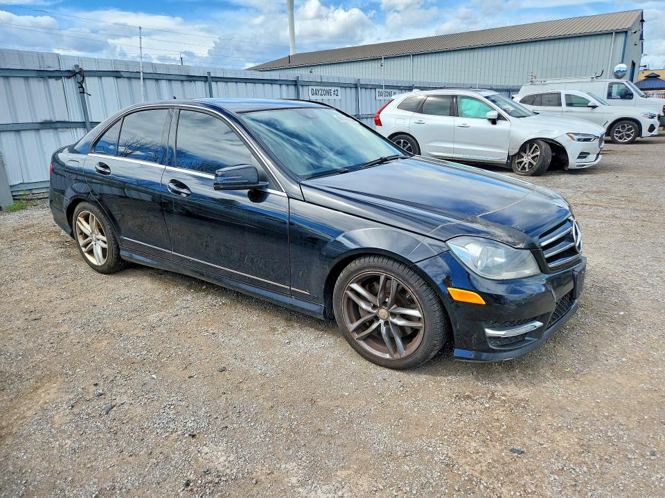 Продаж на аукціоні авто 2014 Mercedes-benz C, vin: WDDGF8AB2EA950928, номер лоту: 68199656