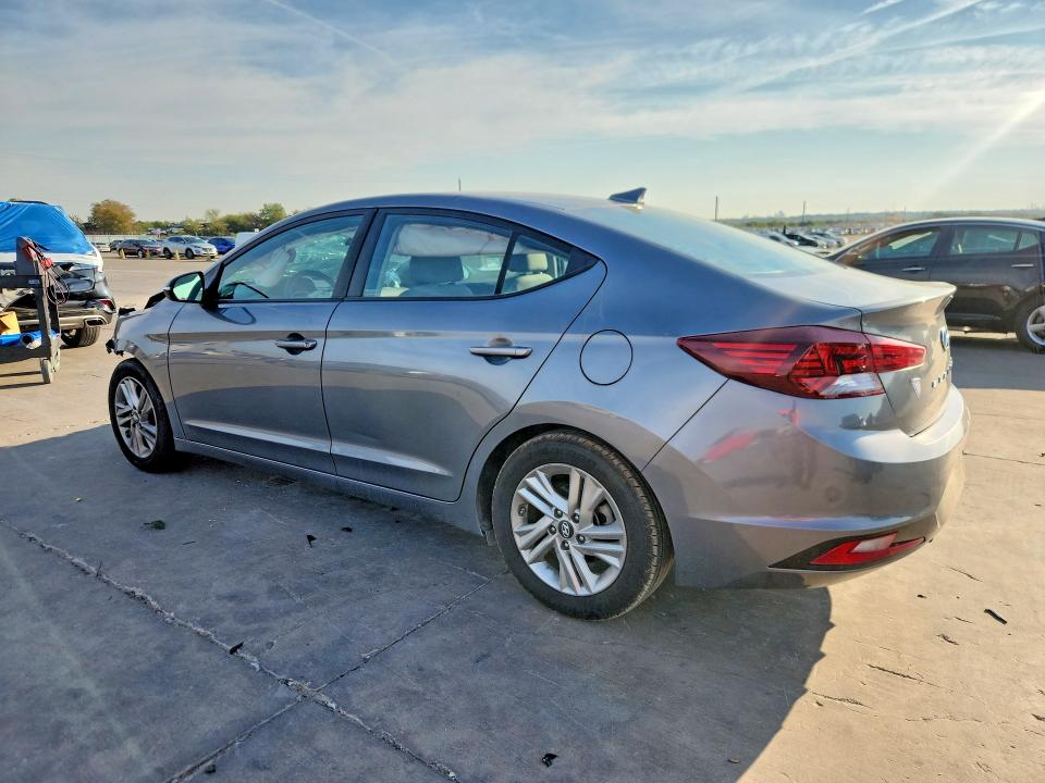 69984646 :رقم المزاد ، 5NPD84LFXKH482452 vin ، 2019 Hyundai Elantra مزاد بيع