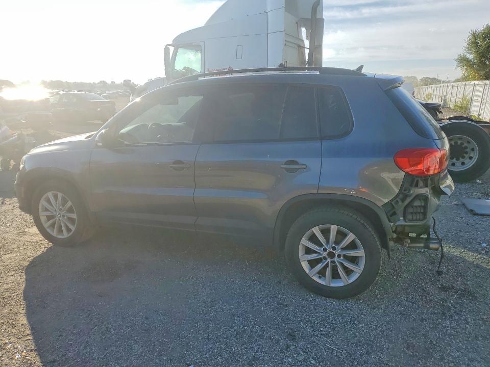 69932136 :رقم المزاد ، WVGJV7AX5FW519539 vin ، 2015 Volkswagen Tiguan مزاد بيع