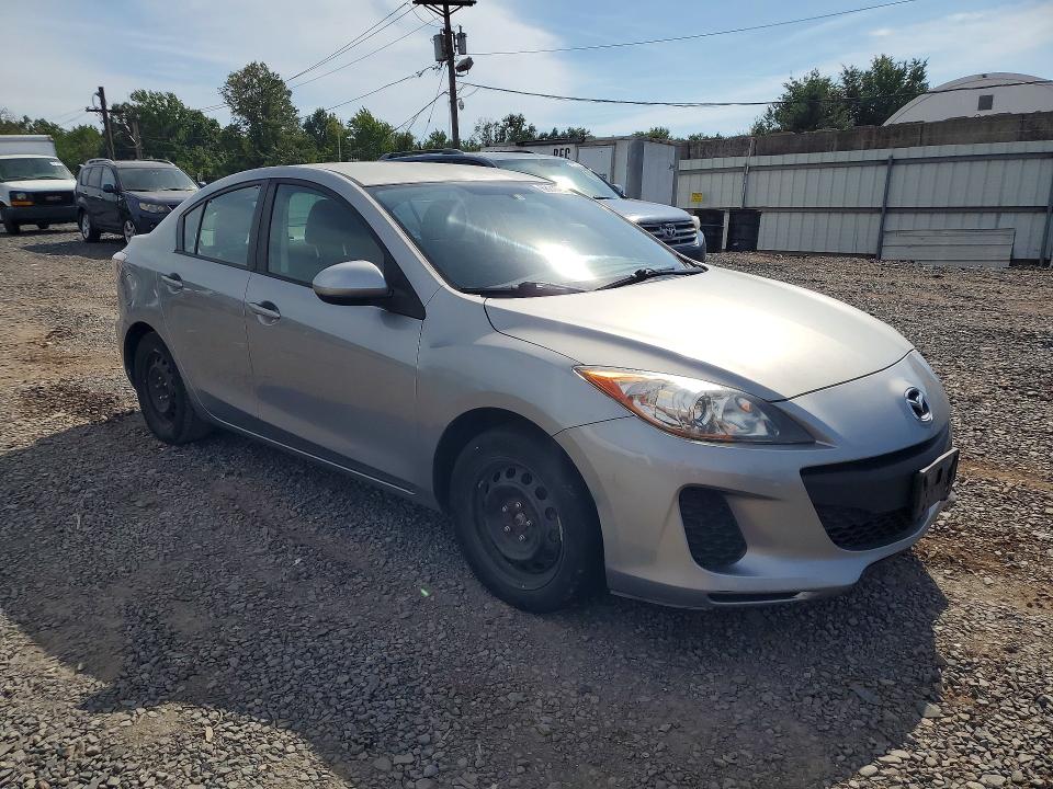 68017946 :رقم المزاد ، JM1BL1UG3C1518633 vin ، 2012 Mazda 3 مزاد بيع