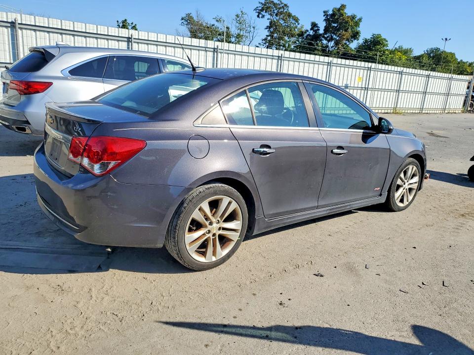 68390116 :رقم المزاد ، 1G1PG5SB3E7399323 vin ، 2014 Chevrolet Cruze مزاد بيع