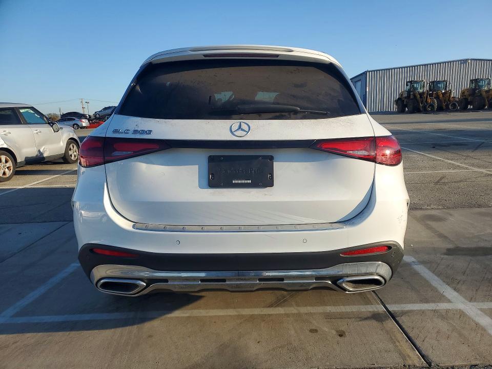 69799166 :رقم المزاد ، W1NKM4GB5RU040097 vin ، 2024 Mercedes-benz Glc مزاد بيع