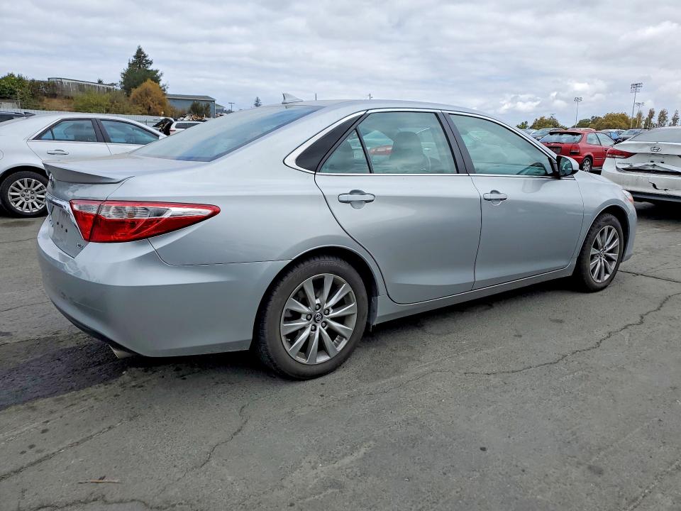 2017 Toyota Camry მანქანა იყიდება აუქციონზე, vin: 4T1BK1FK3HU578773, აუქციონის ნომერი: 69566386