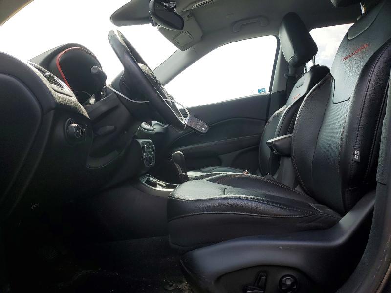 67718526 :رقم المزاد ، 3C4NJDDB6LT156539 vin ، 2020 Jeep Compass مزاد بيع