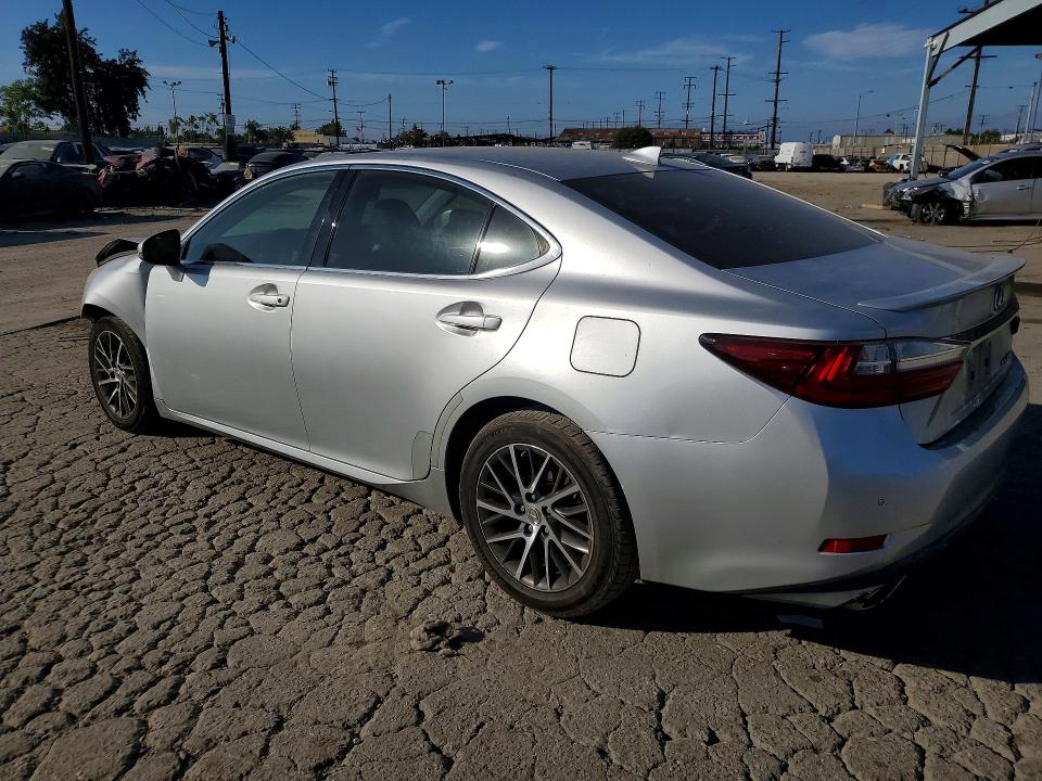 70158206 :رقم المزاد ، JTHBK1GGXG2220139 vin ، 2016 Lexus Es مزاد بيع